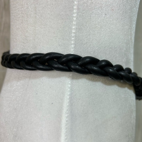 Black Braided Leather and Metal Belt 36” - Picture 5 of 12